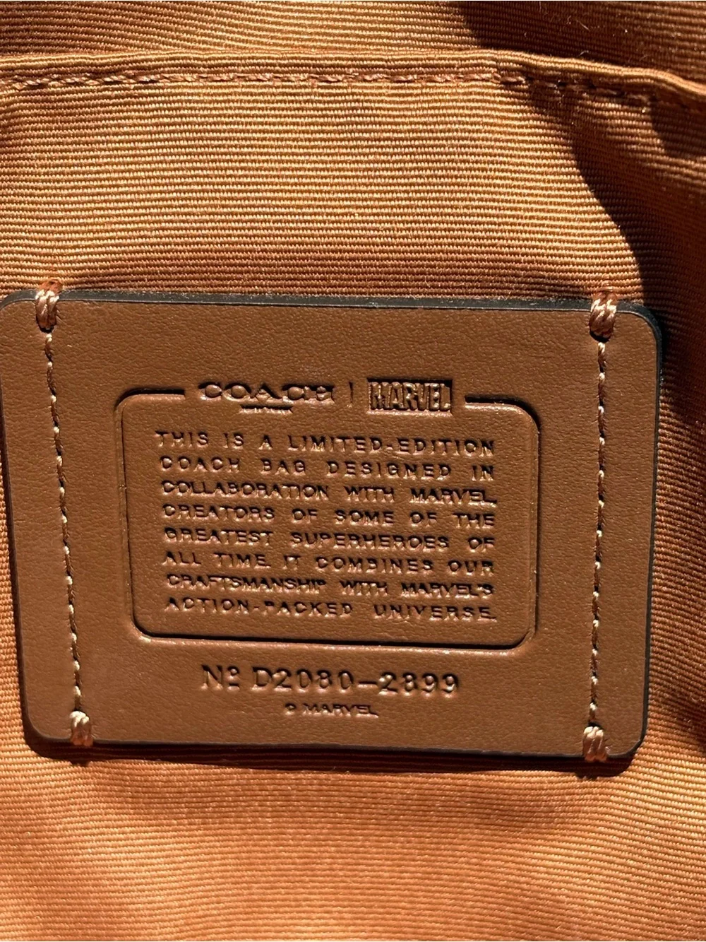 COACH X MARVEL Jes Messenger Bag With Carol Danvers 2899